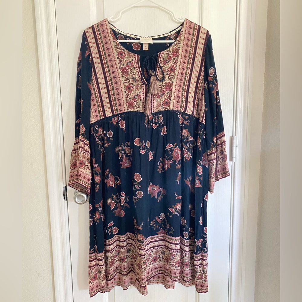 Knox Rose Shift Dress Womens Medium Black Floral Boho V-neck Knee Length